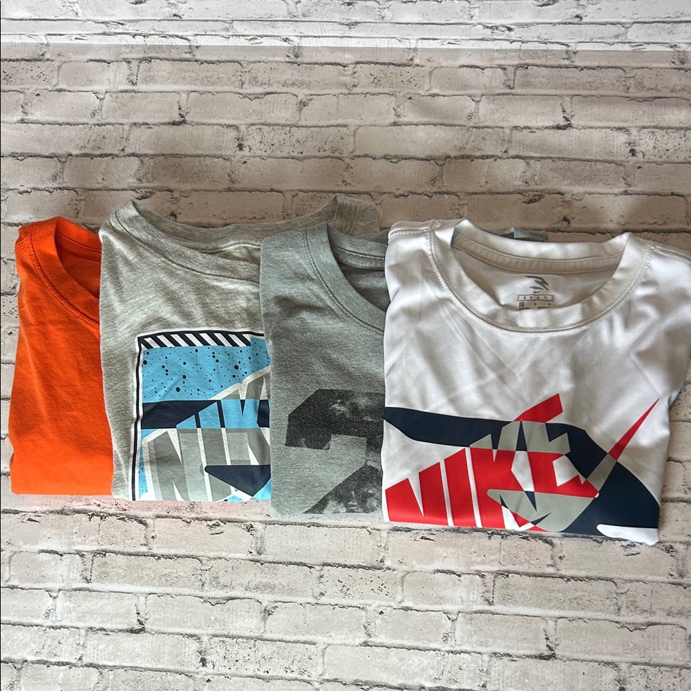 (4) Boy’s Nike Tshirt Bundle